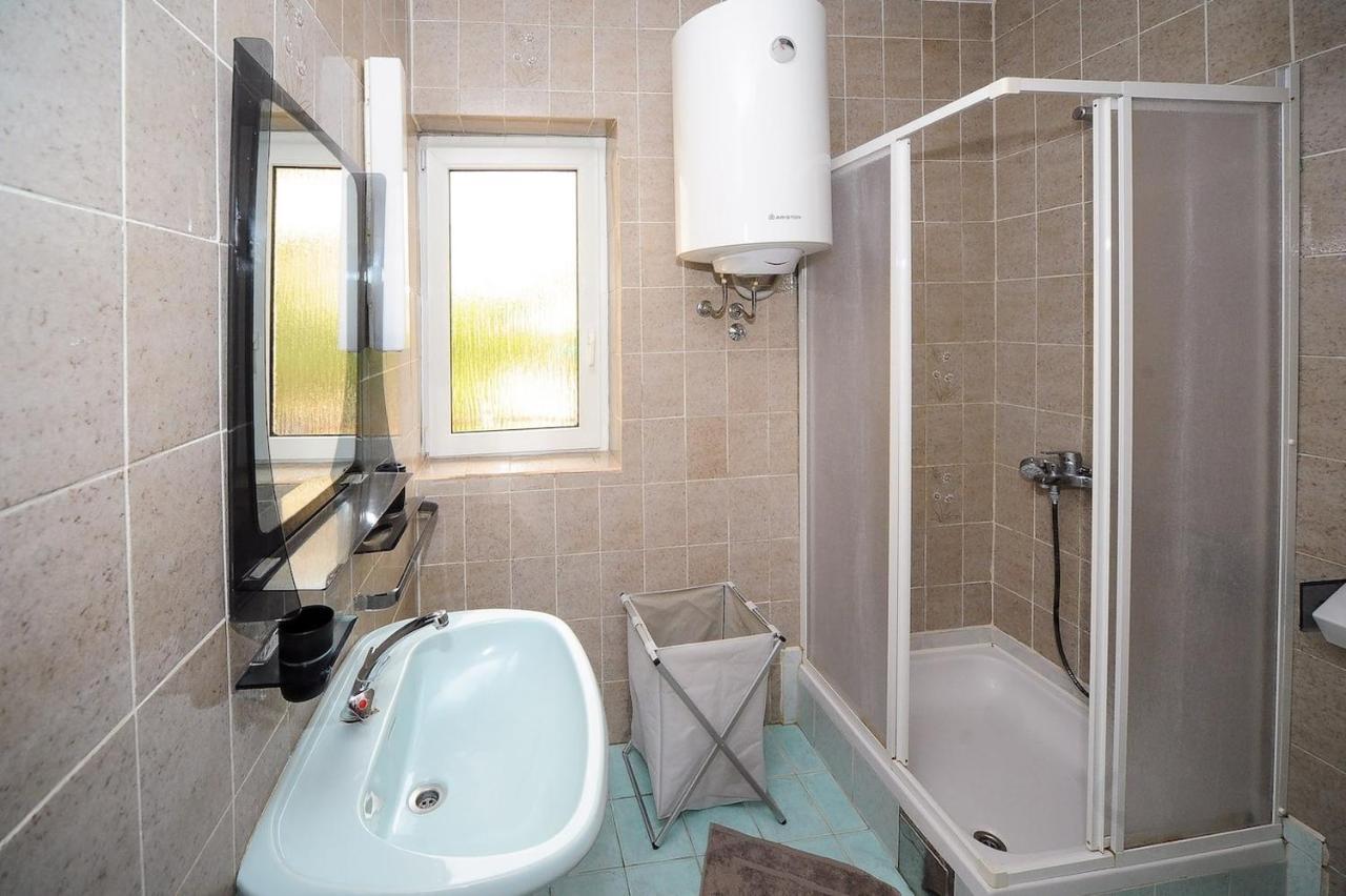 Apartment Avada Novaglia Esterno foto